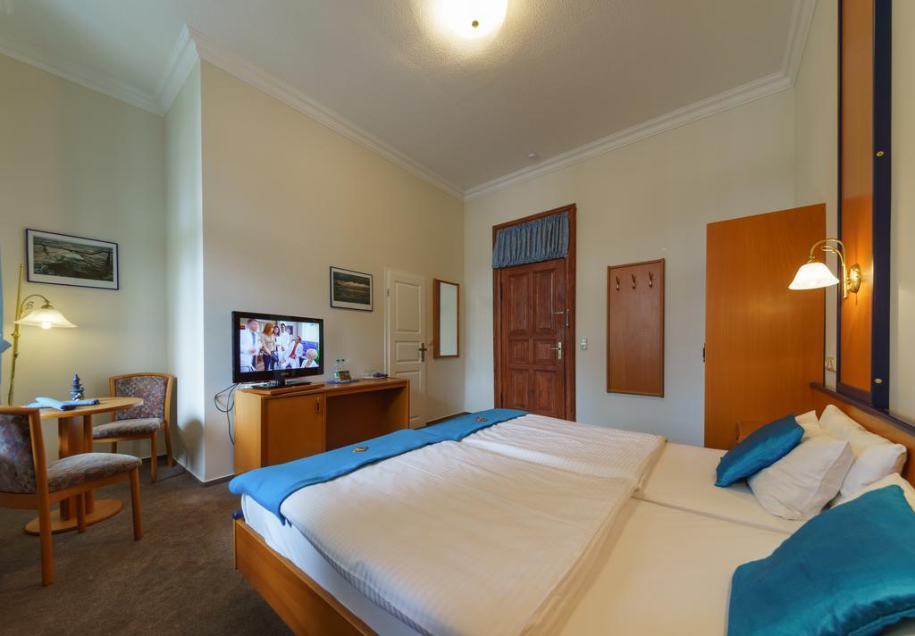 Haus Alexander Hotel Heringsdorf  Eksteriør billede