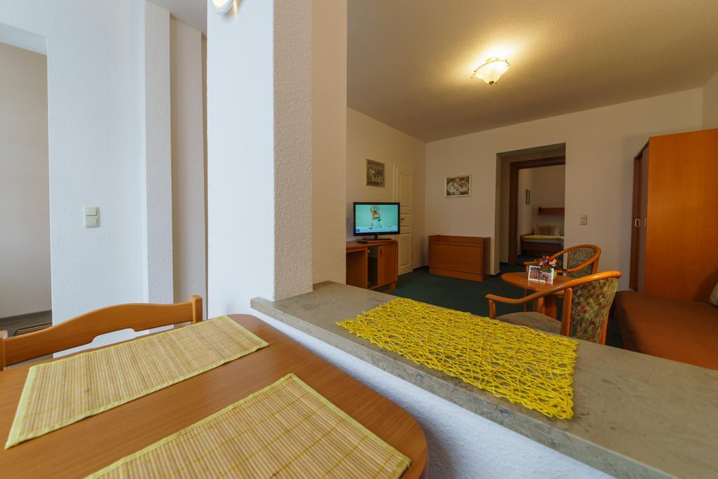 Haus Alexander Hotel Heringsdorf  Eksteriør billede