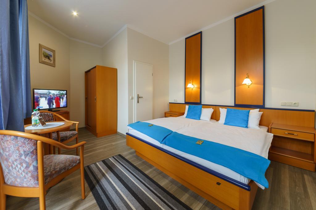 Haus Alexander Hotel Heringsdorf  Eksteriør billede